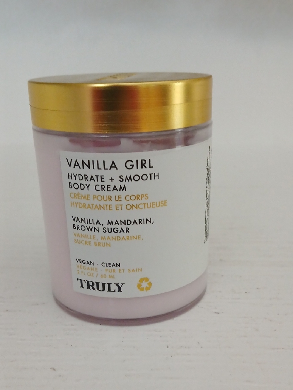 TRULY Vanilla Girl Hydrate + Smooth Body Cream
